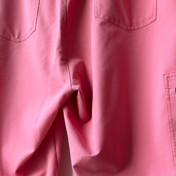 FIGS Neon Pink Casma Top and Zamora Jogger Scrubs XL/XXLT - Picture 12 of 16